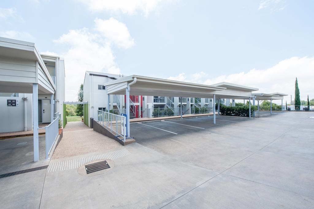 城市高尔夫俱乐部汽车旅馆 土乌巴 外观 照片